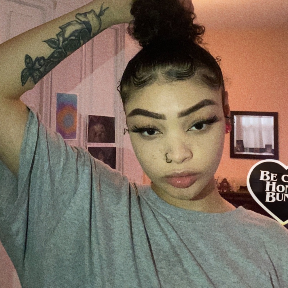 Meet your Posher, Lauren